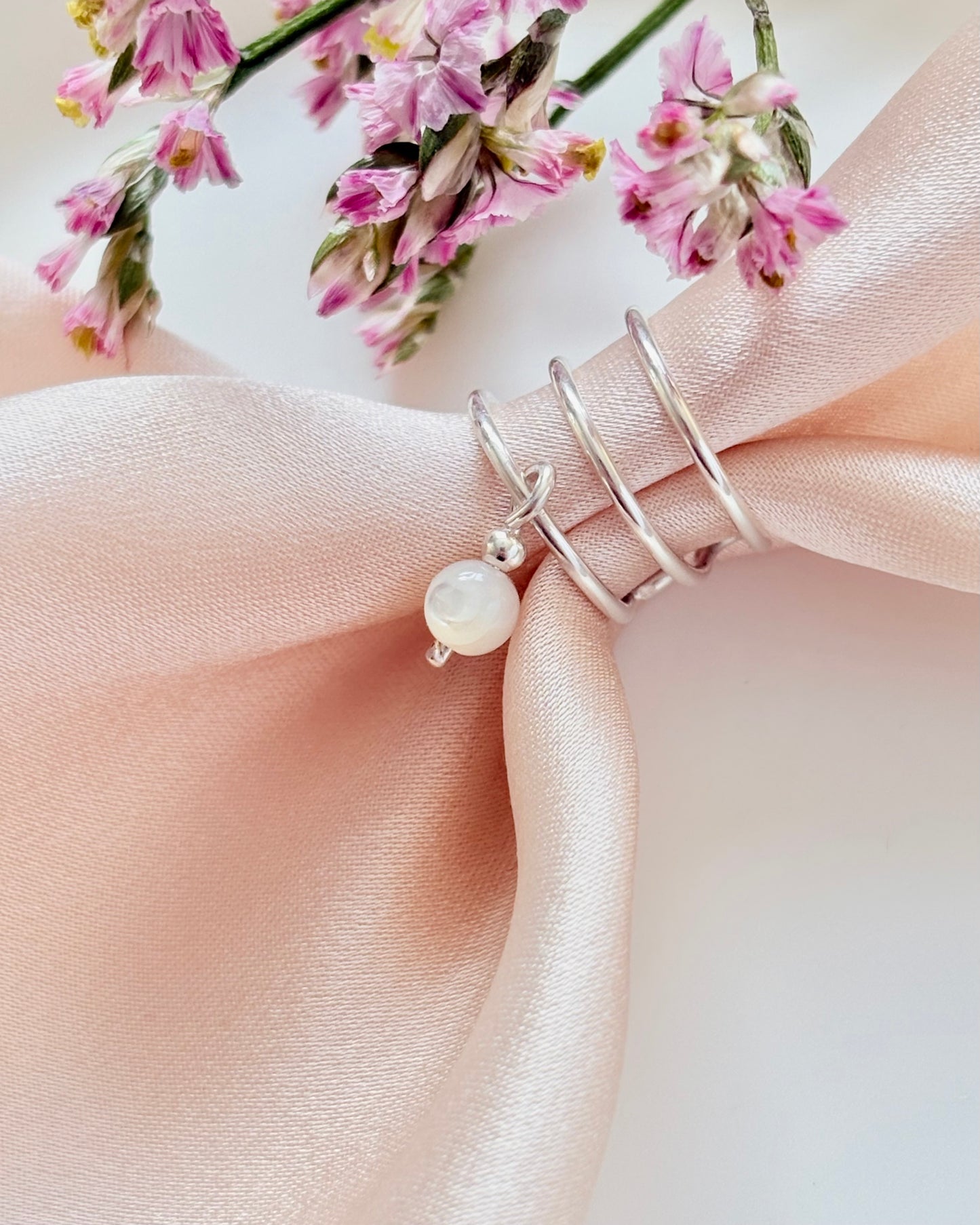 Mother of Pearl Ear Cuff | 925 Sterling Silver / 18k Gold Filled