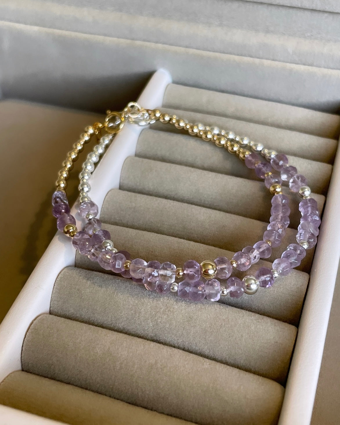 Natural Pink Amethyst Clasped Crystal Bracelet