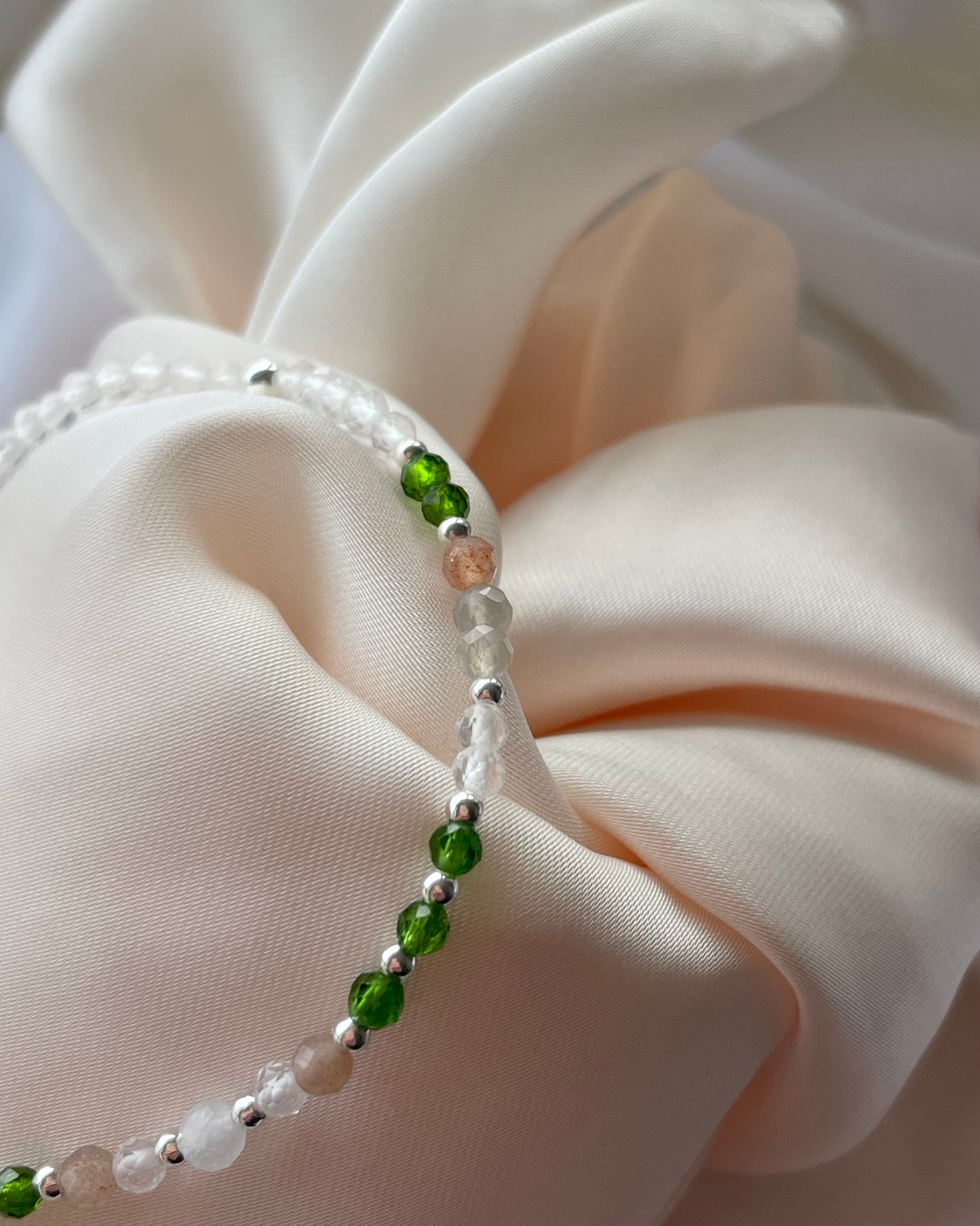 Confidence & Optimism - Diopside, Moonstone, Sunstone Crystal Bracelet