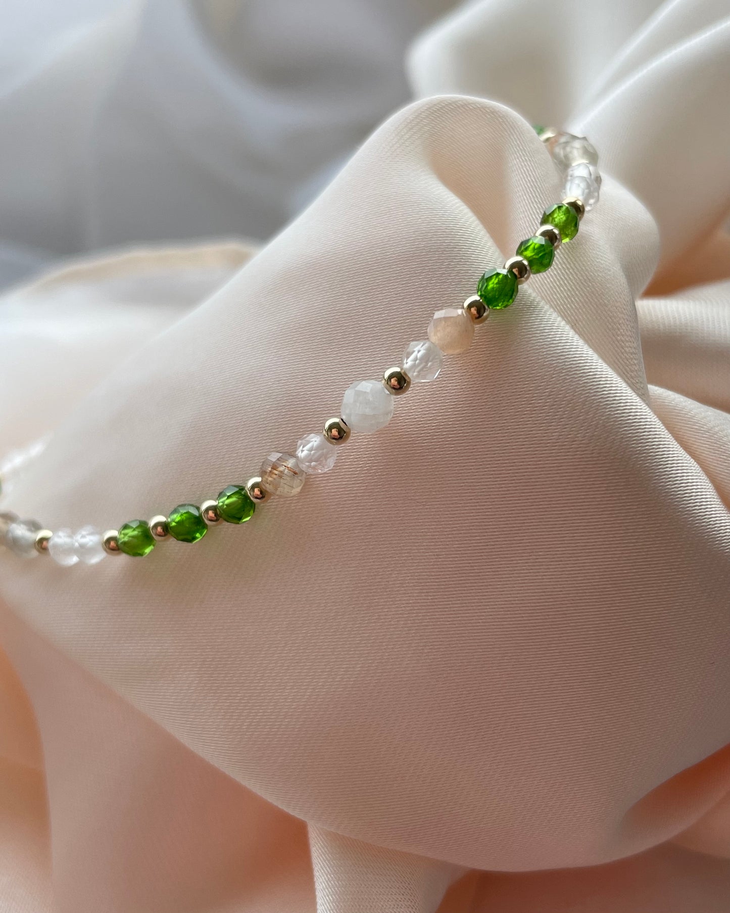 Confidence & Optimism - Diopside, Moonstone, Sunstone Crystal Bracelet